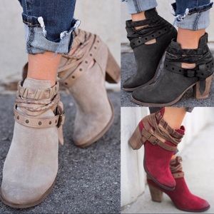Short ankle boots